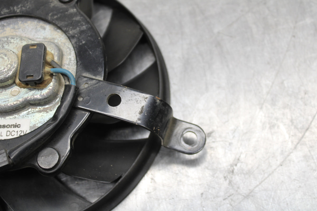 08-10 SUZUKI GSXR 600 ENGINE RADIATOR COOLING FAN BB130