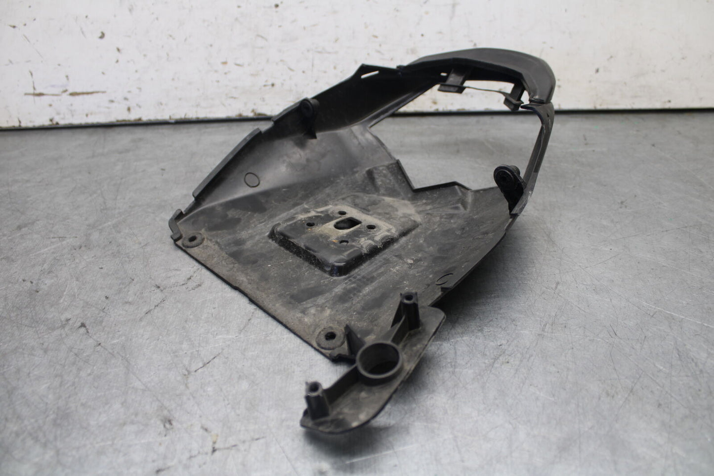 09-12 KAWASAKI NINJA ZX6R REAR BACK TAIL FAIRING COWL SHROUD BB698