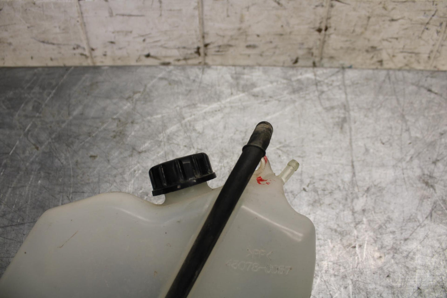 2012 Kawasaki Ninja ZX6R COOLANT WATER TANK RESERVOIR BOTTLE 43078-0057 BB529