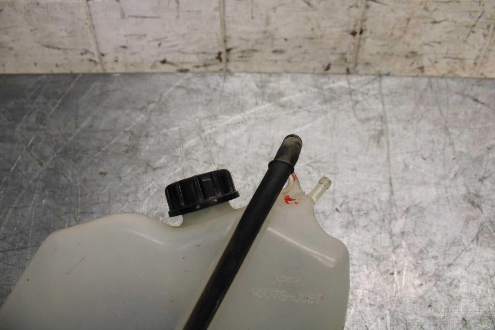 2012 Kawasaki Ninja ZX6R COOLANT WATER TANK RESERVOIR BOTTLE 43078-0057 BB529