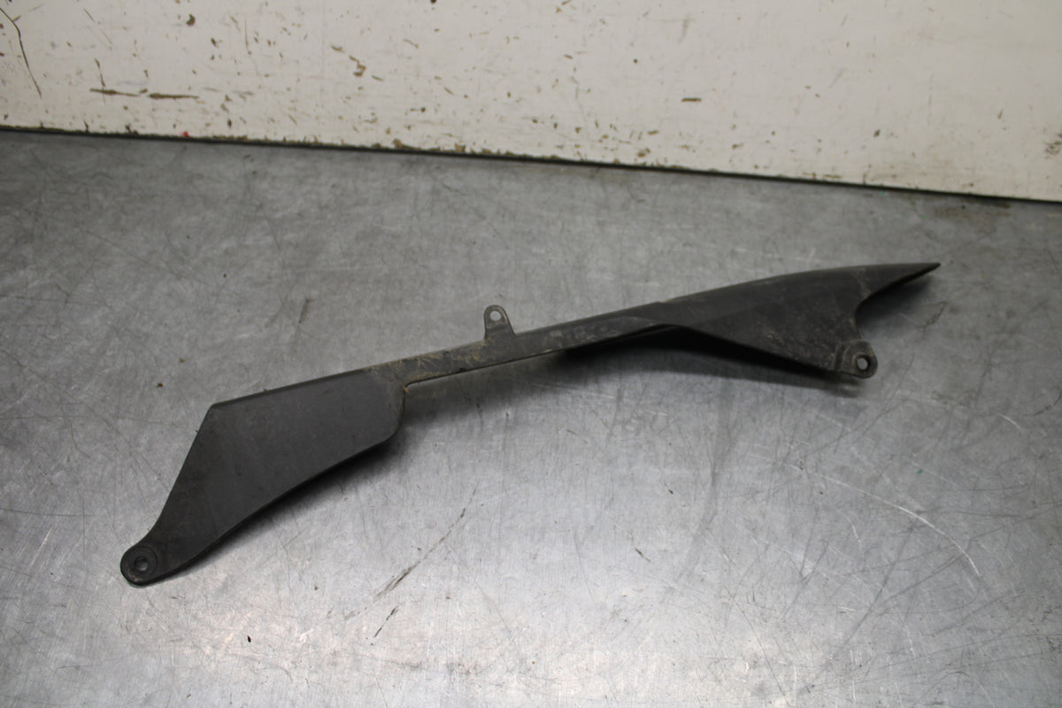 24-25 KAWASAKI NINJA ZX6R REAR BACK DRIVE CHAIN GUARD COVER SHIELD BB726