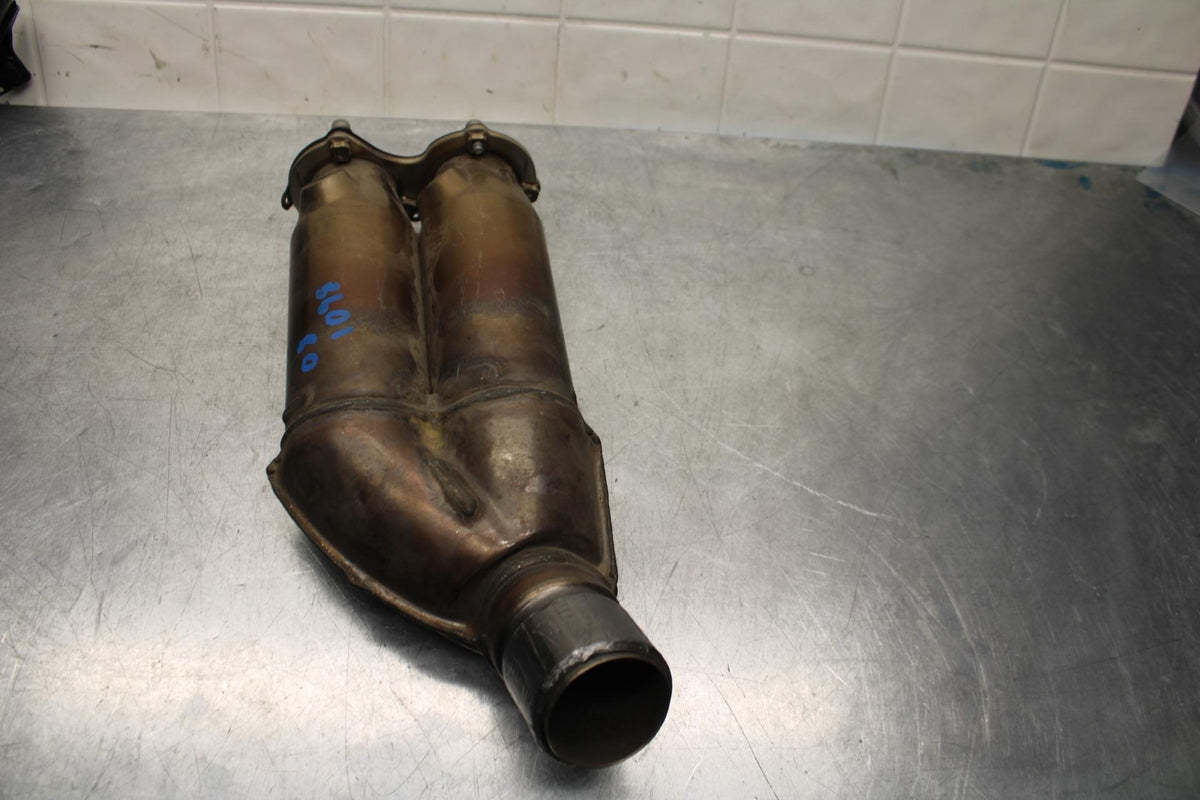 2008 Ducati 1098 EXHAUST MIDPIPE MID MIDDLE PIPE COLLECTOR BB581