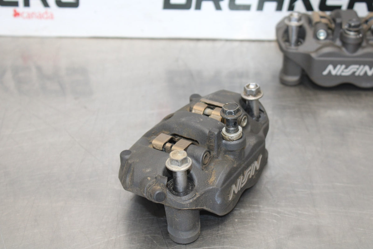22 KAWASAKI NINJA ZX6R ZX636 ABS 40TH ANNIVERSARY FRONT BRAKE CALIPER SET BB911