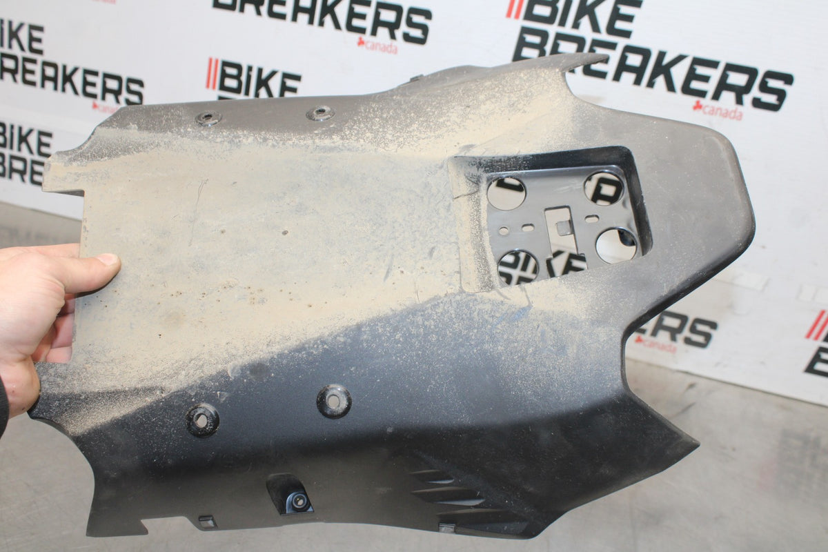 25 KAWASAKI Z900 REAR BACK TAIL UNDERTAIL FAIRING COWL FENDER BB928