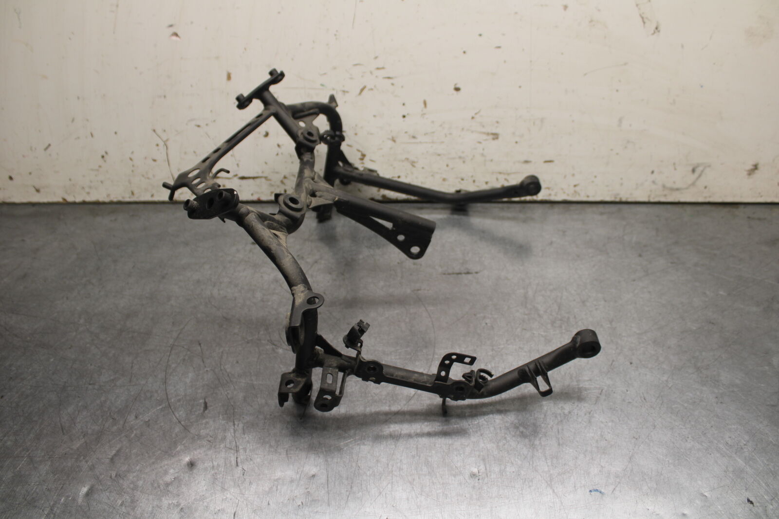 18-23 KAWASAKI NINJA 400 EX400 UPPER FAIRING MIRROR GAUGES STAY BRACKET  BB747