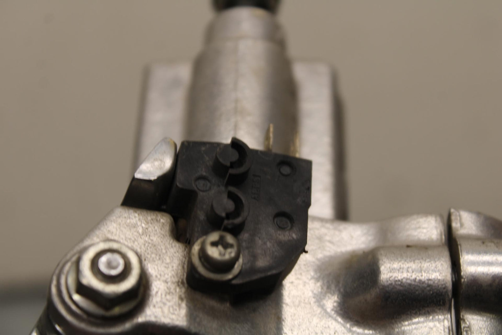 03-08 KAWASAKI VULCAN 1600 FRONT BRAKE MASTER CYLINDER BB616