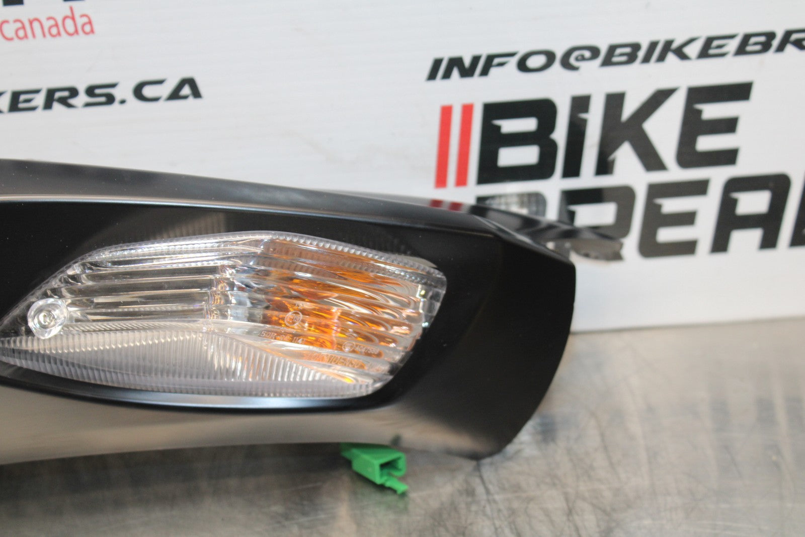 23-24 KAWASAKI NINJA ZX14R NEW!! LEFT REAR BACK TAIL FAIRING COWL & LIGHT BB764