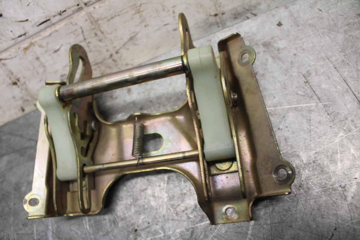 2004 Honda ST1300  SEAT MOUNTING BRACKET MOUNT BB49