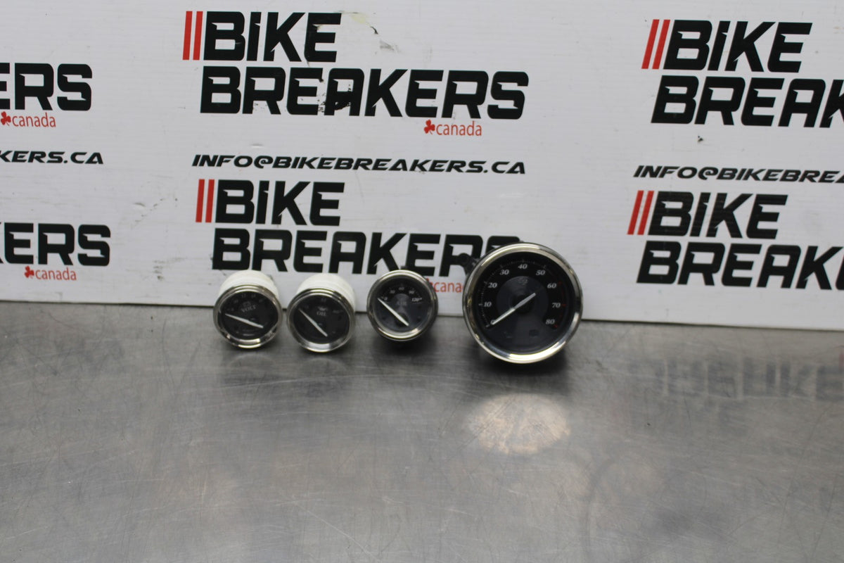 08 HARLEY-DAVIDSON ELECTRA GLIDE POLICE EFI FLHTPI GAUGES METER TACH BB816