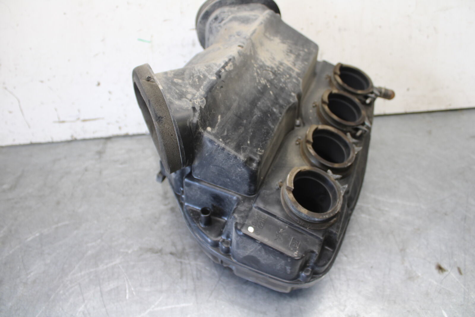 06-07 SUZUKI GSXR 600 AIRBOX AIR INTAKE FILTER BOX BB694