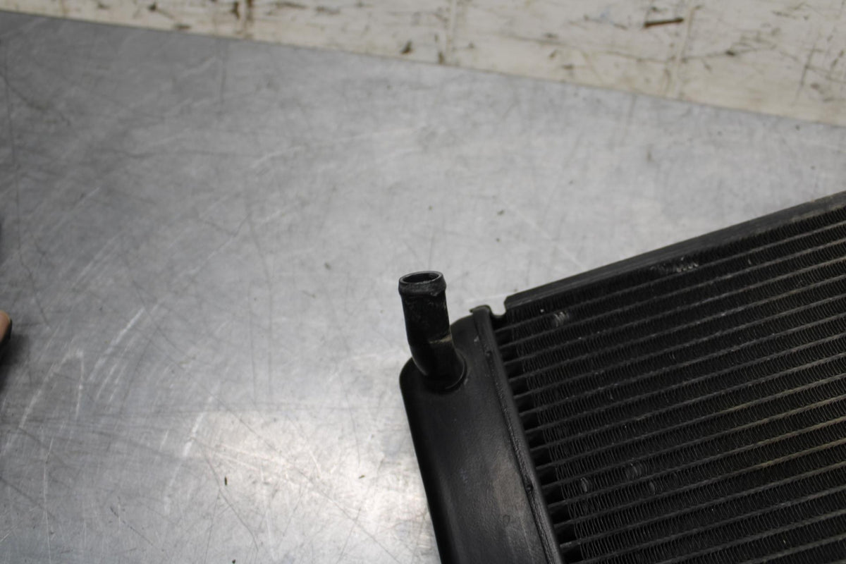 2012 Yamaha FZ8 ENGINE RADIATOR MOTOR COOLER COOLING RADIATER BB550