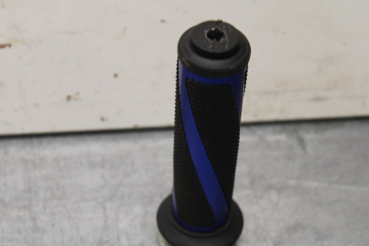 01-06 HONDA CBR600F4I RIGHT THROTTLE GRIP BB626