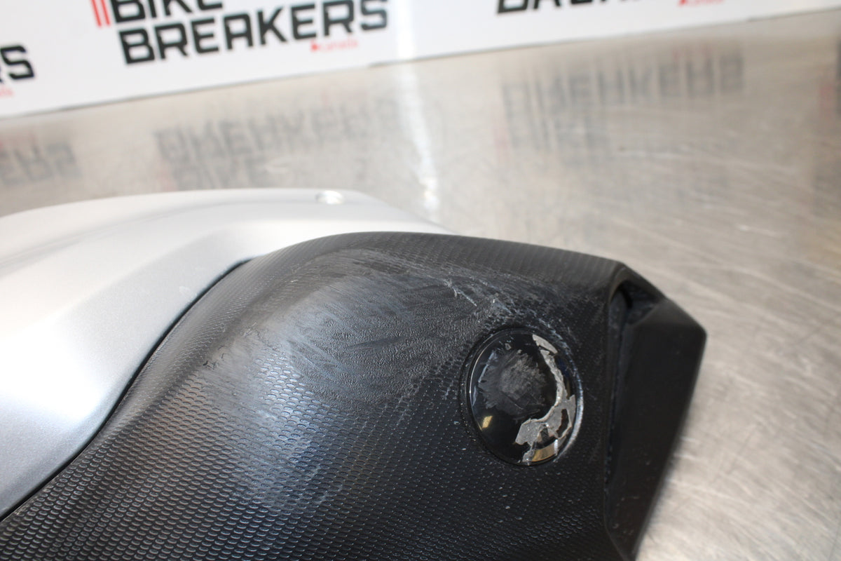 14-17 YAMAHA FZ07 RIGHT LOWER MID UPPER SIDE FAIRING COWL  BB162
