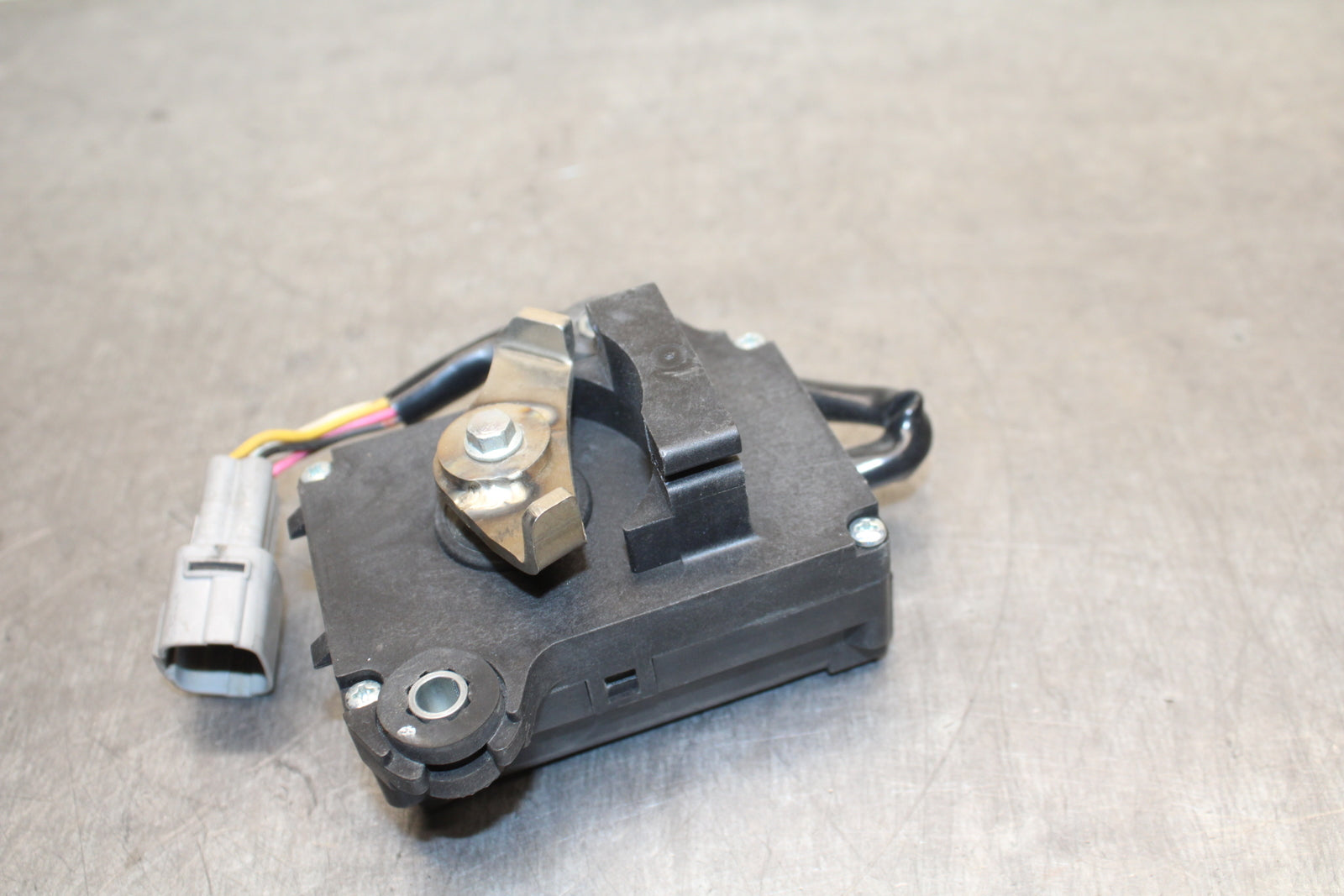 12-17 KAWASAKI NINJA 650 EXHAUST VALVE SERVO MOTOR BB129