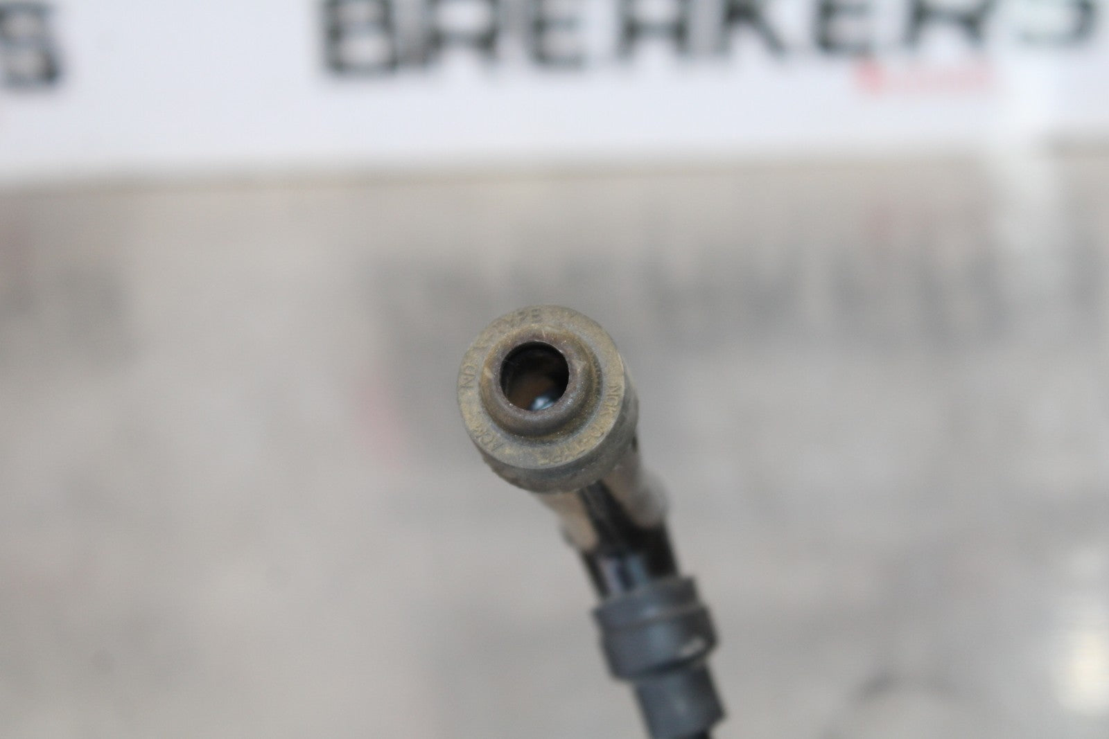 08-18 KAWASAKI KLR650 IGNITION COIL SPARK PLUG CAP  BB183