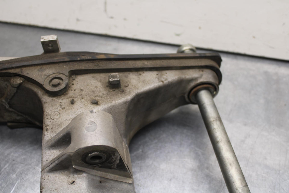 2004 Honda CBR600F4i REAR SWINGARM BACK SUSPENSION SWING ARM BB606