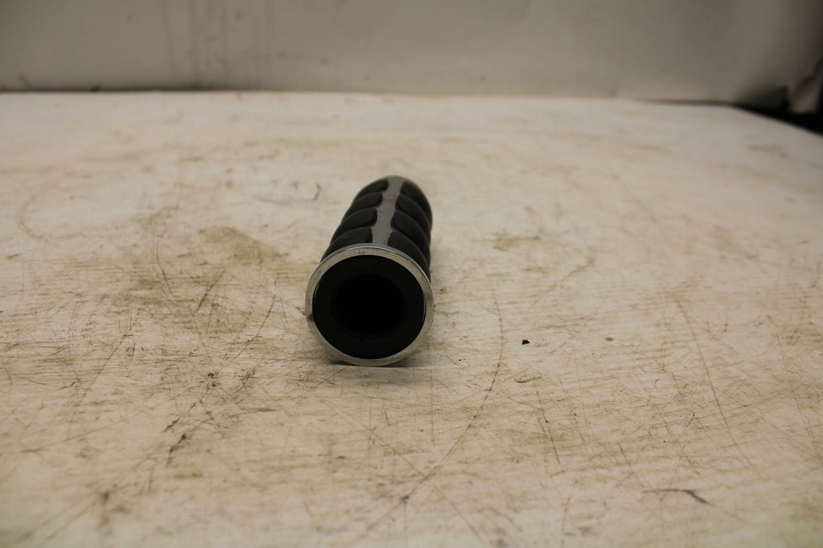 05-09 SUZUKI BOULEVARD C90 LEFT GRIP BB357