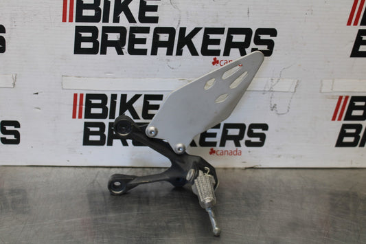 24 KAWASAKI NINJA ZX6R ZX636 ABS 40TH ANNIVERSARY LEFT REARSET REAR SET BB911