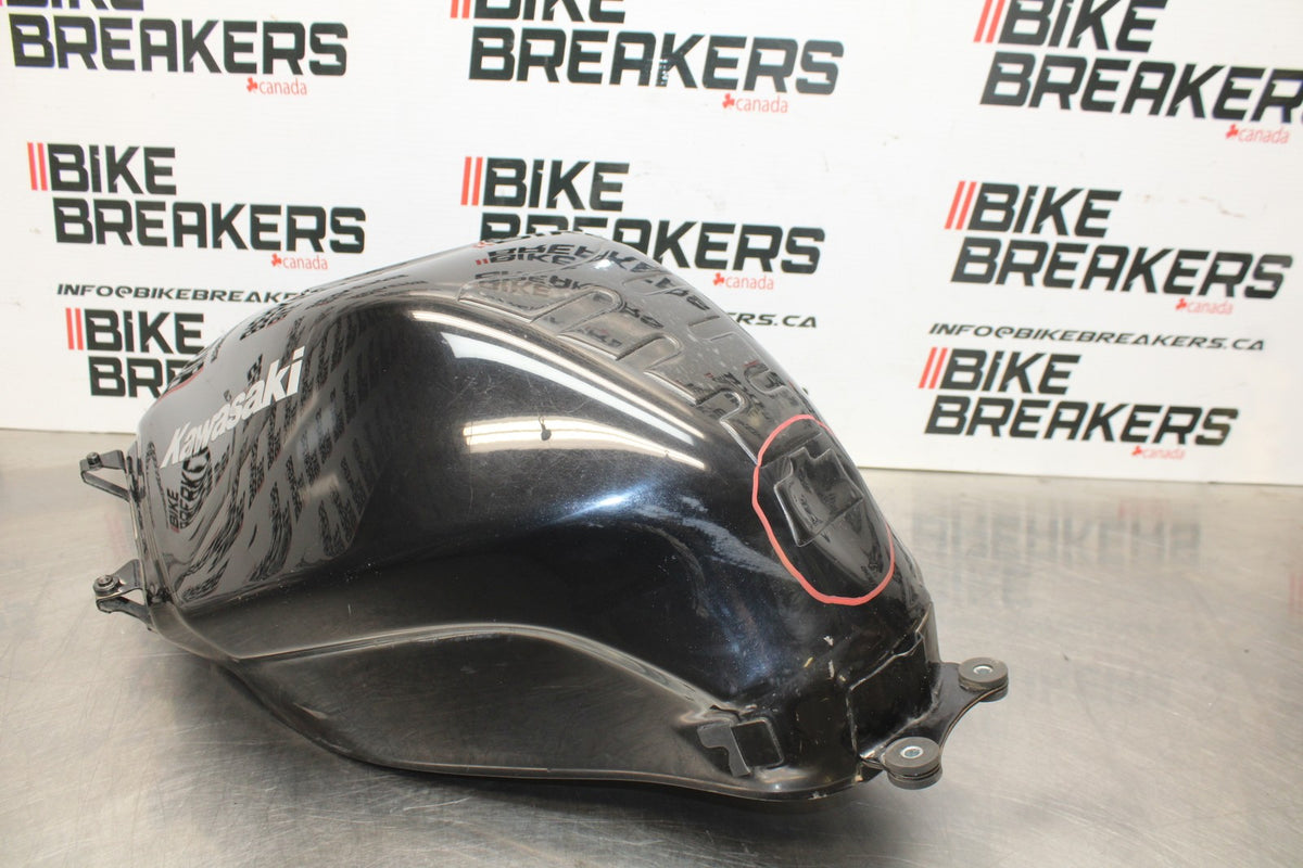08-12 KAWASAKI NINJA 250R EX250J GAS TANK FUEL CELL PETROL RESERVOIR BB784
