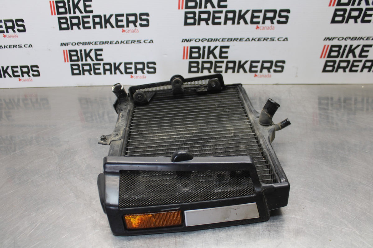 93-07 YAMAHA VMAX 1200 ENGINE COOLER COOLING RADIATOR RADIATER BB197