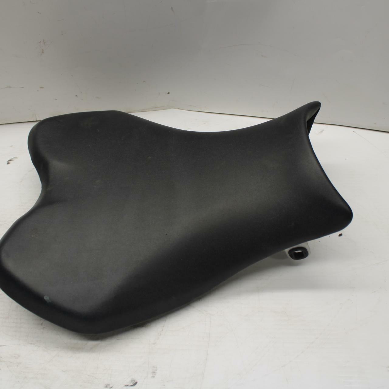 09-11 SUZUKI GSXR1000 FRONT DRIVERS SEAT PAD SADDLE PILLION 45100-47H10-6BY BB28