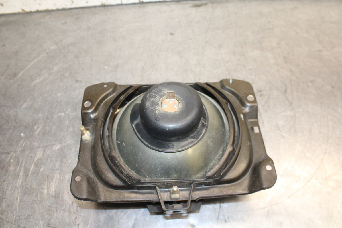 84 HONDA INTERCEPTOR 750 VF750F FRONT HEADLIGHT HEAD LIGHT LAMP BB108