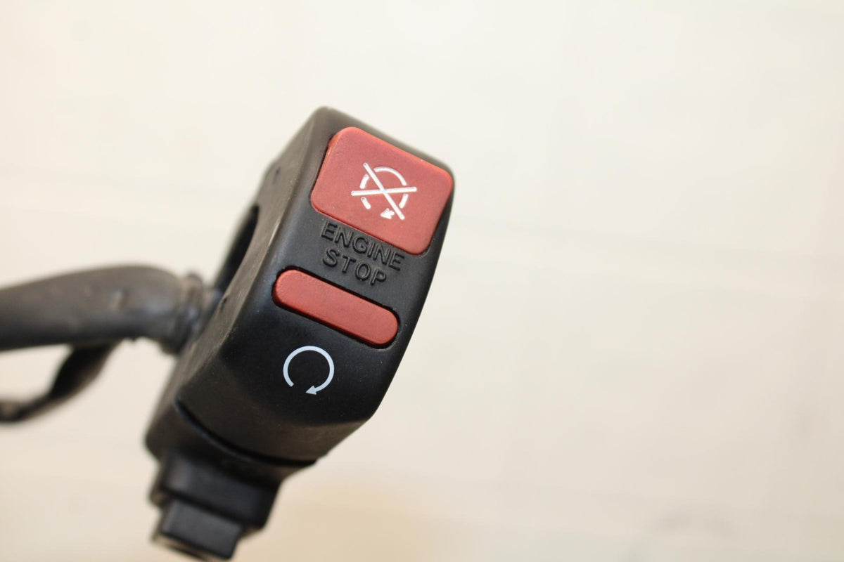 2000 Honda Super Hawk VTR1000F RIGHT CLIP ON HANDLE KILL OFF START SWITCH BB577