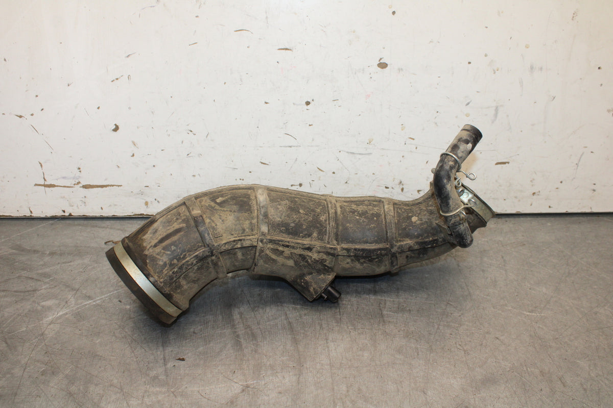 09-24 YAMAHA RAPTOR 700R AIR INTAKE INLET DUCT TUBE BB654