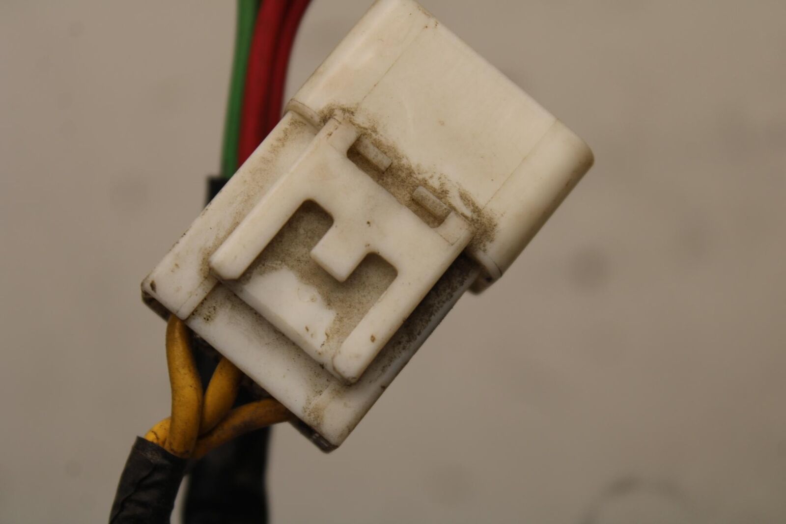 03-04 HONDA CBR600RR RECTIFIER VOLTAGE REGULATOR 31600-MEE-003 BB637