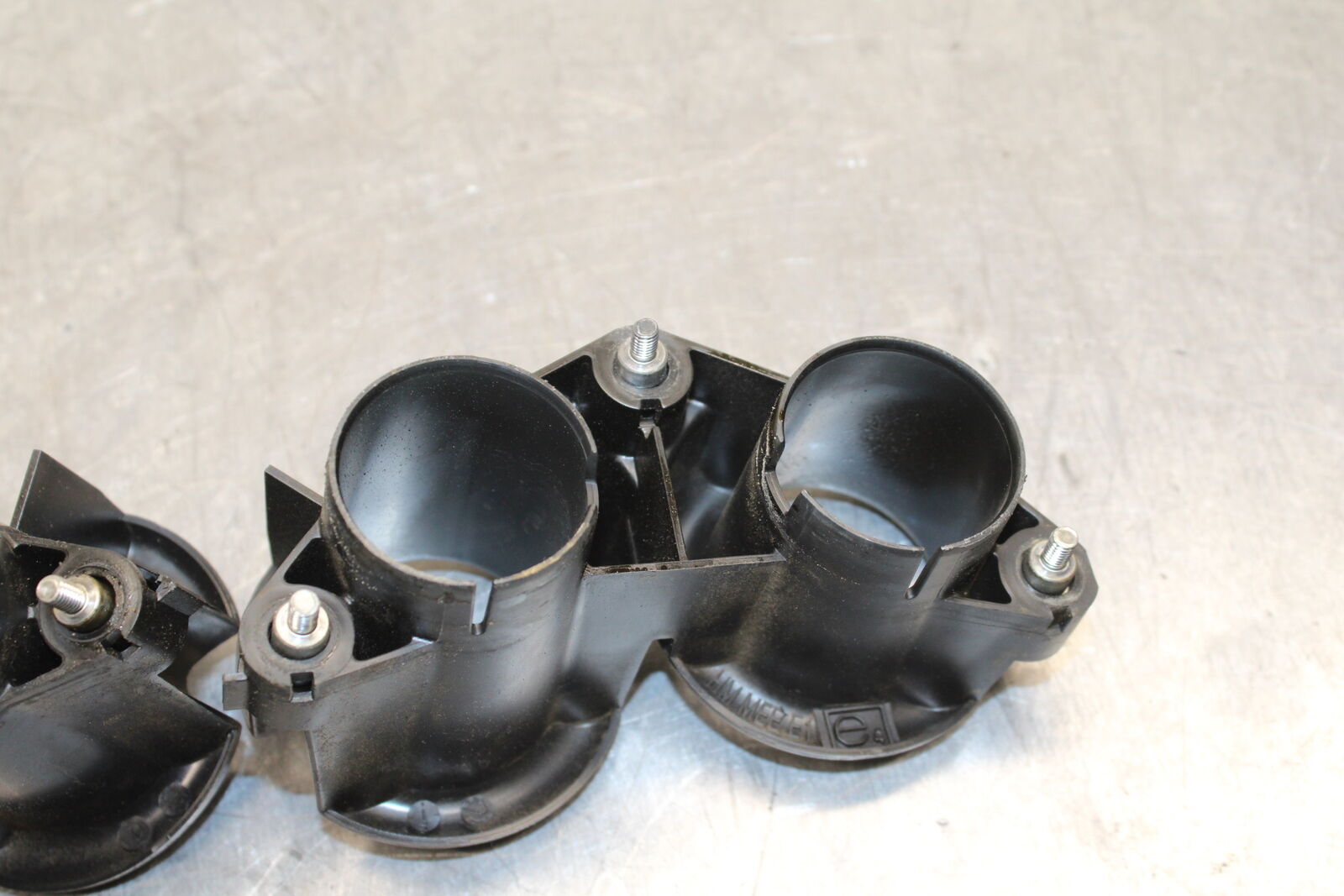 05-06 HONDA CBR600RR AIRBOX INTAKE VELOCITY STACKS BB739
