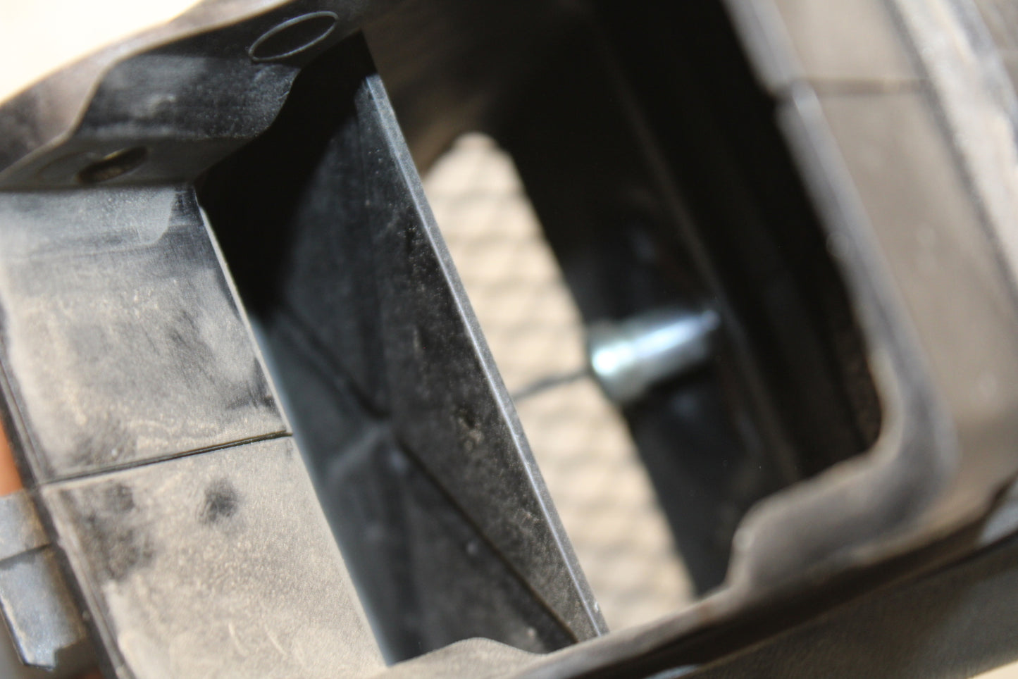 16 KAWASAKI NINJA ZX10R RAM AIR INTAKE TUBE DUCT 39045-0041 BB650