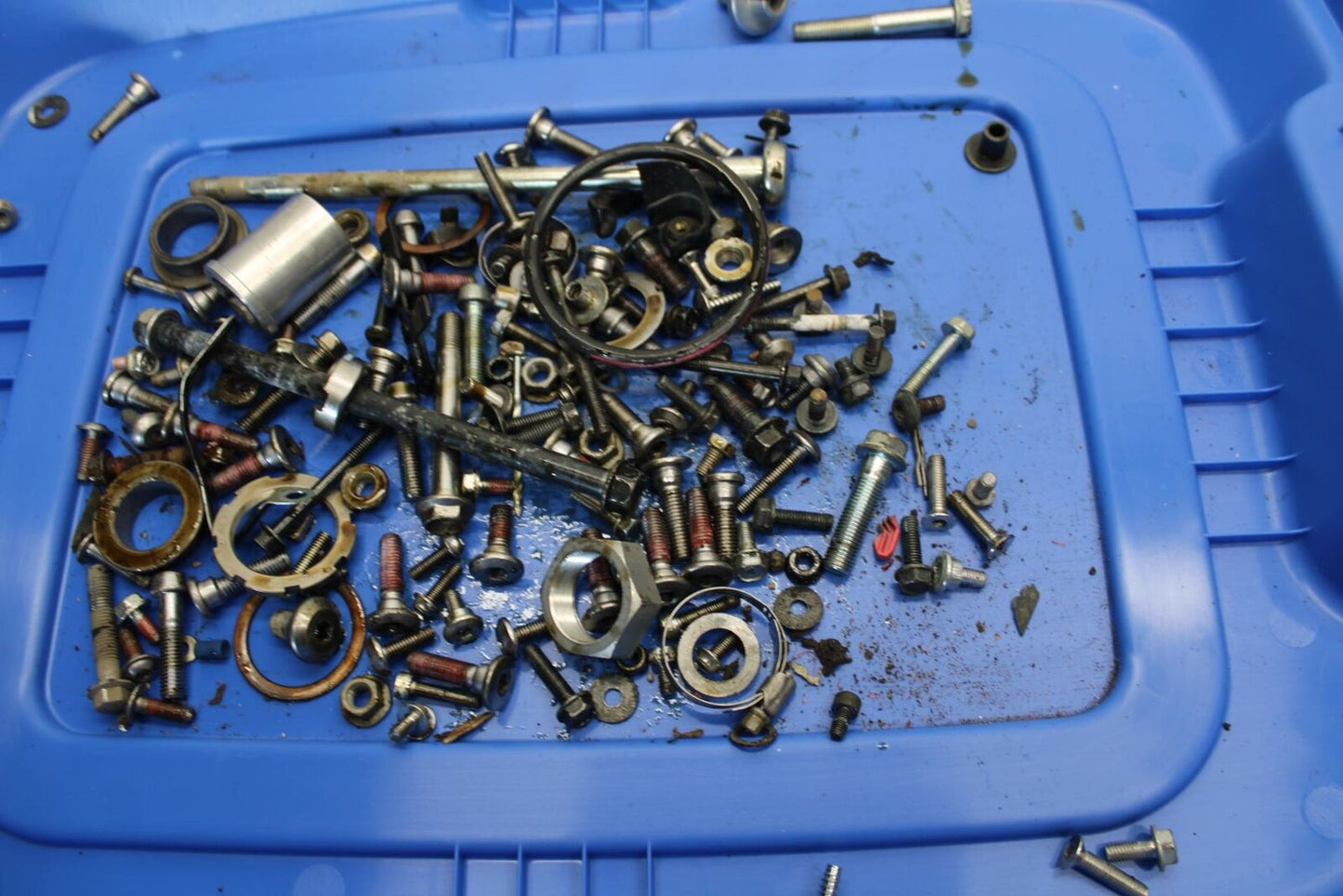 2012 Kawasaki Ninja ZX6R LEFTOVER MOUNTING BOLTS HARDWARE MOTOR SCREWS BB529