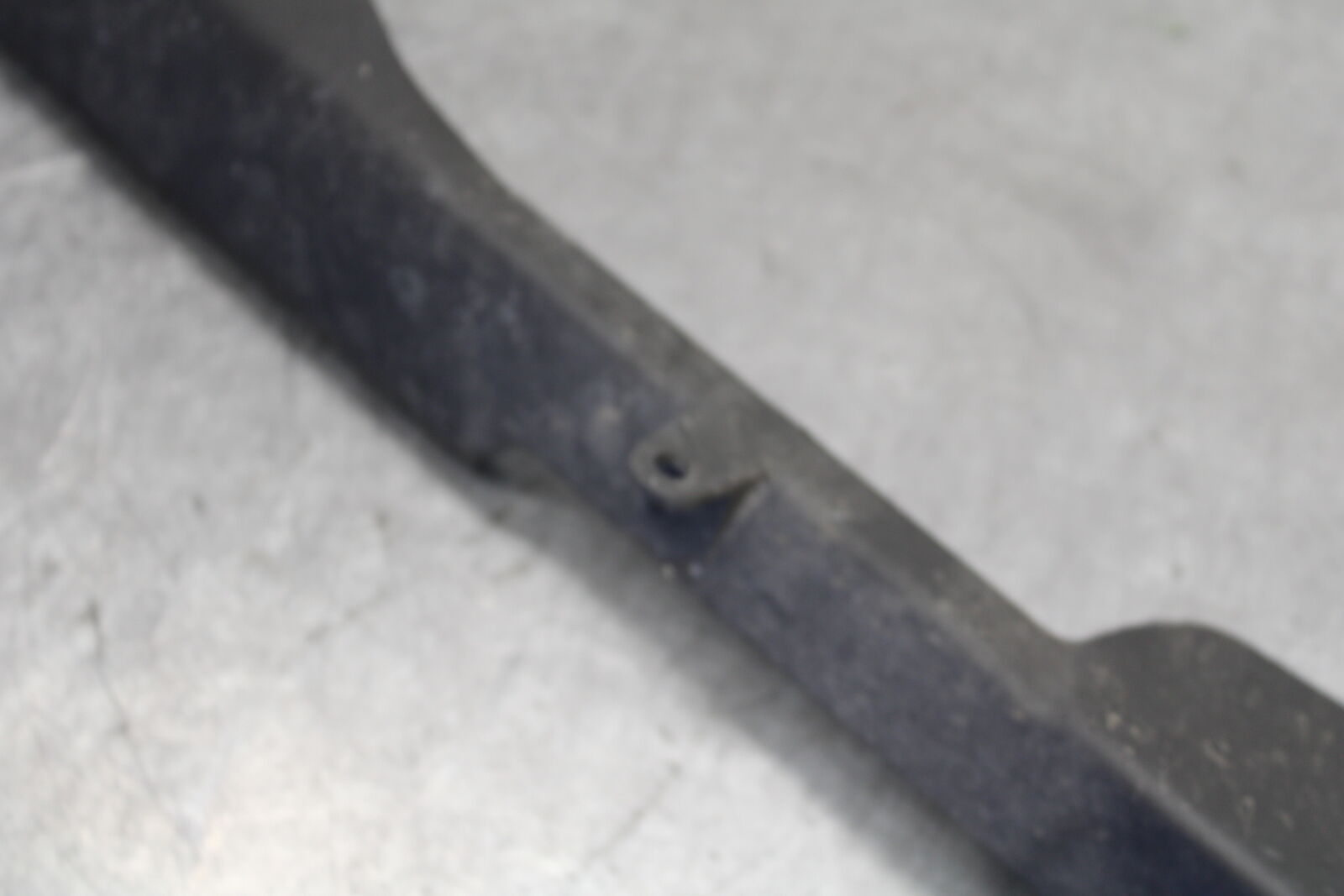 09-12 KAWASAKI NINJA ZX6R REAR BACK DRIVE CHAIN GUARD COVER SHIELD BB698