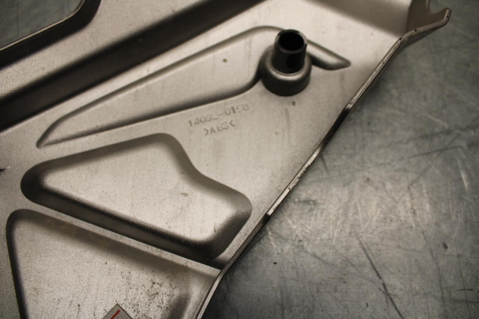 11-14 KAWASAKI VERSYS 650 LE 650C LEFT FRAME SIDE COVER COWL PANEL TRIM BB498