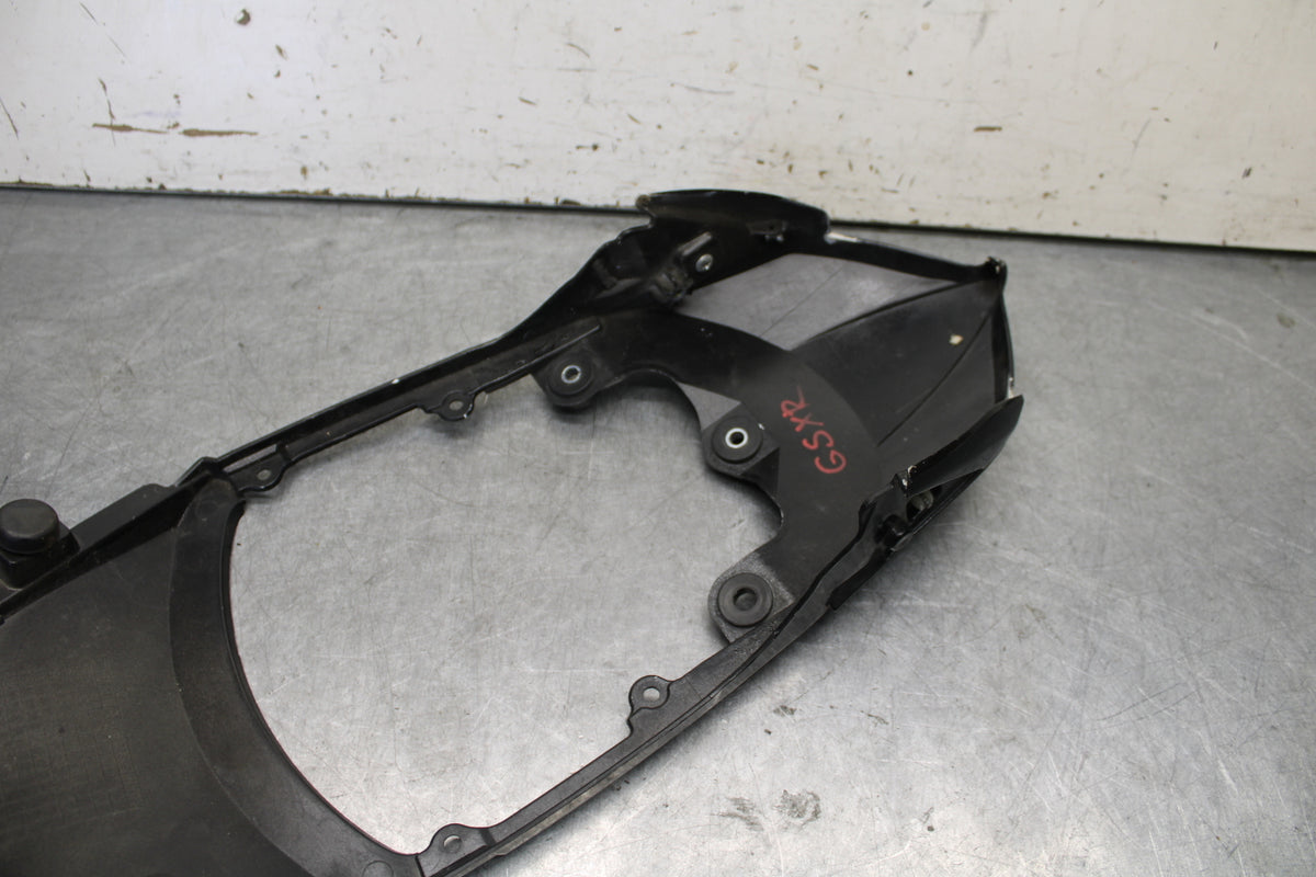 08-10 SUZUKI GSXR750 CENTER REAR BACK TAIL FAIRING COWL BB476