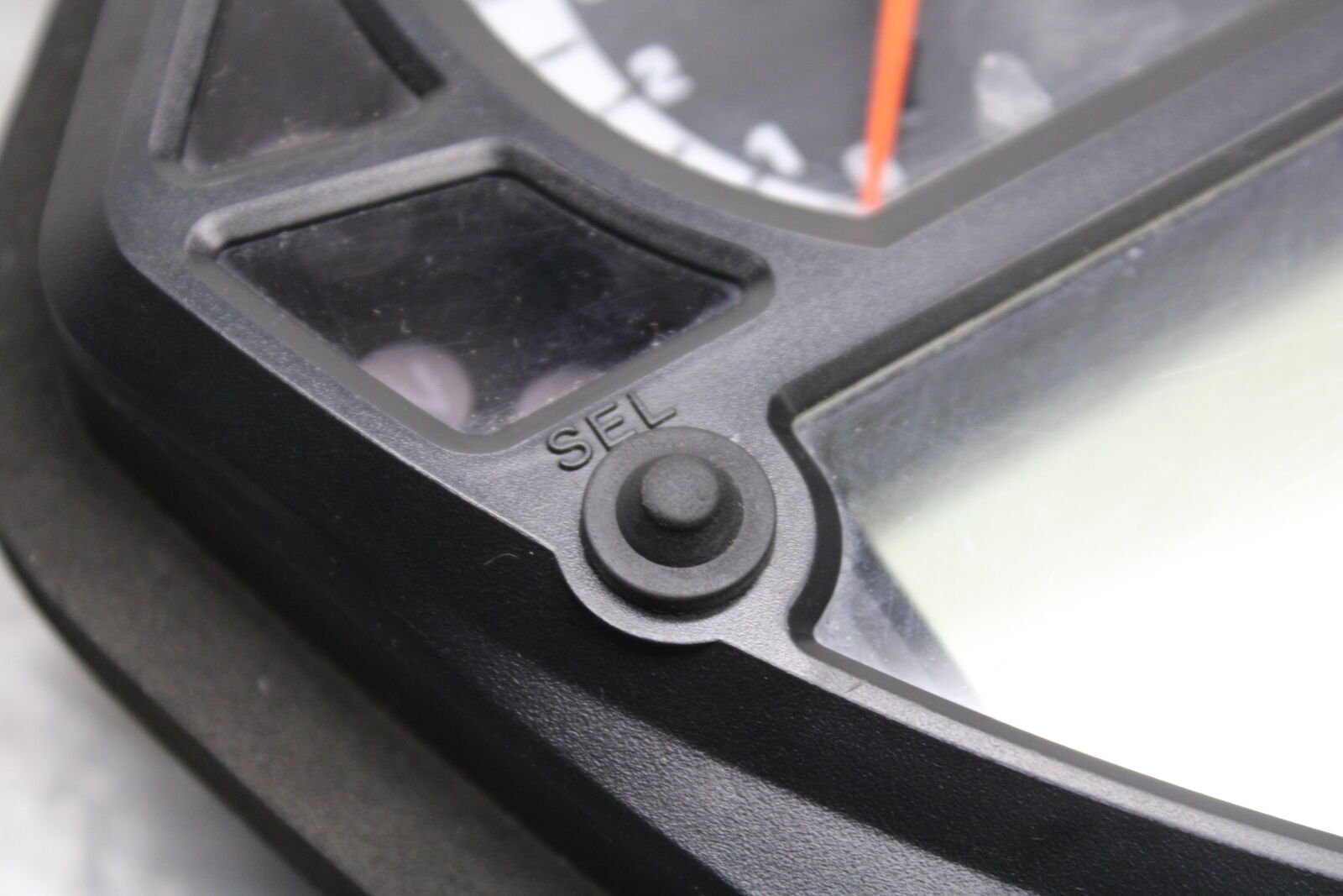 03-06 SUZUKI SV650 SPEEDO TACH GAUGES CLUSTER SPEEDOMETER TACHOMETER BB392