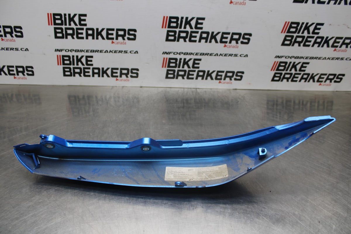 06-07 KAWASAKI NINJA 650R EX650A RIGHT REAR BACK TAIL FAIRING COWL SHROUD BB774