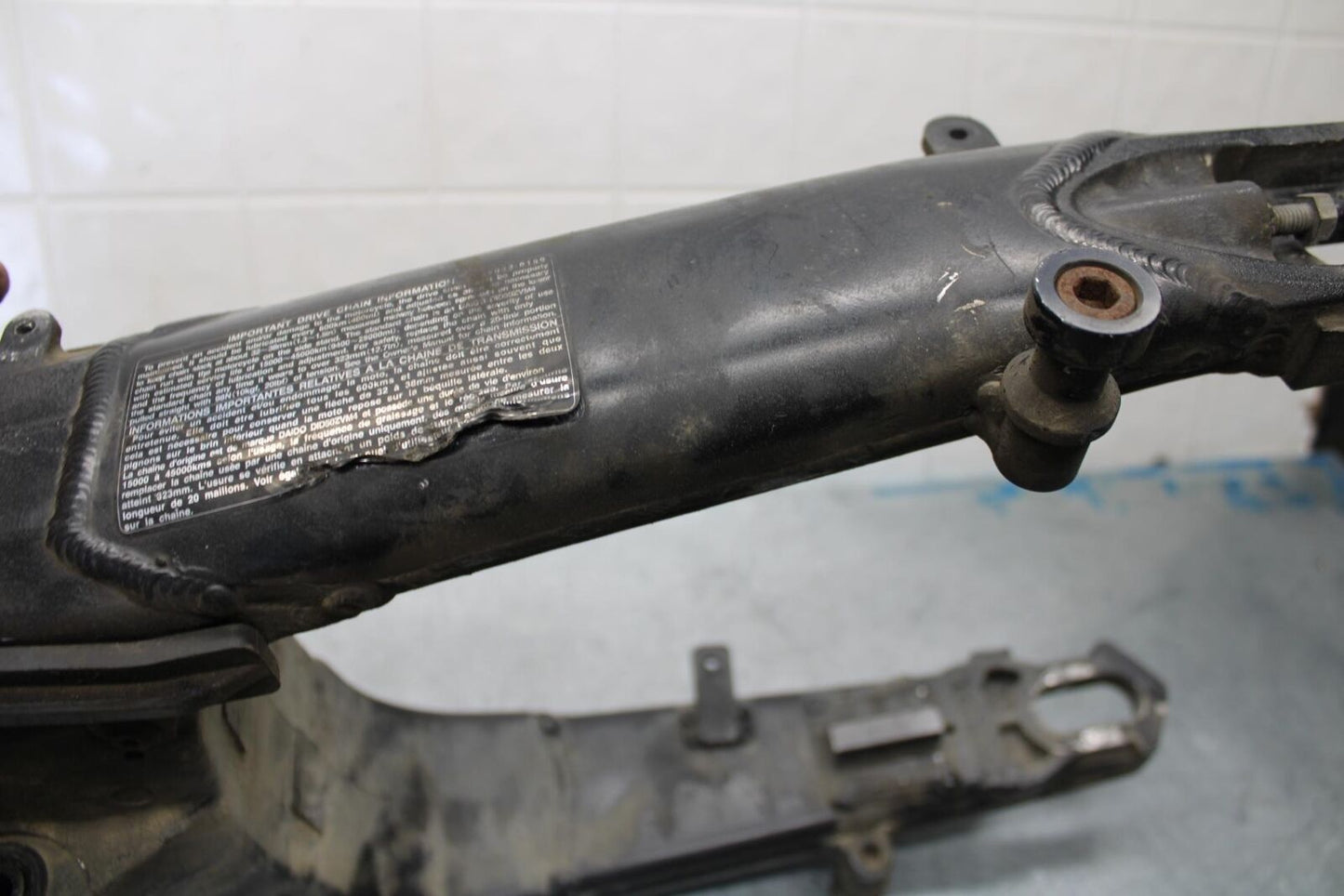 06-07 KAWASAKI NINJA ZX14R REAR SWINGARM BACK SUSPENSION SWING ARM BB433