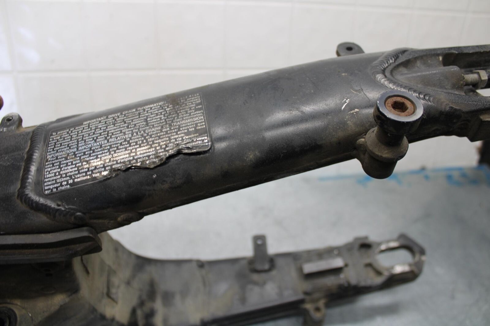 06-07 KAWASAKI NINJA ZX14R REAR SWINGARM BACK SUSPENSION SWING ARM BB433