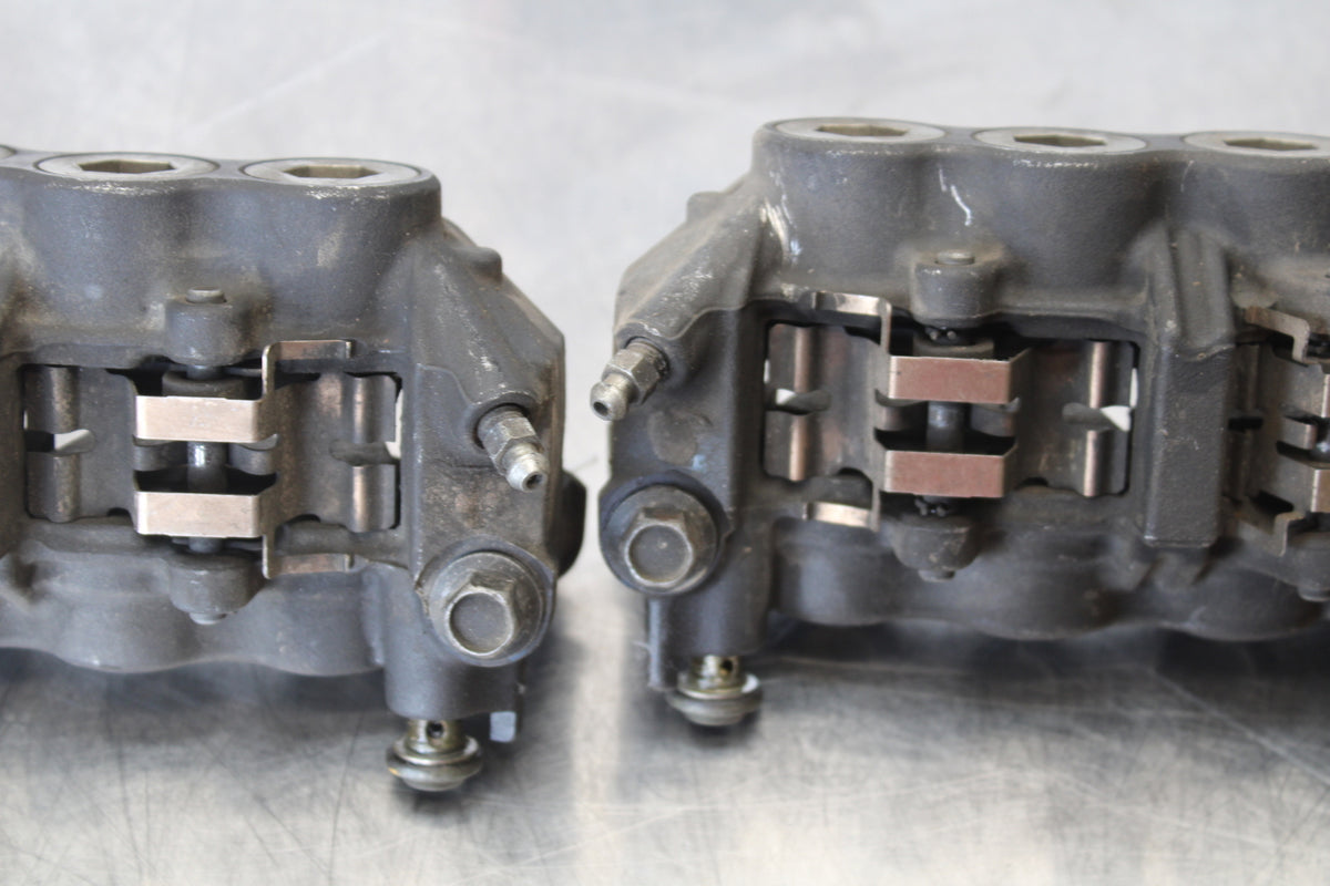 07-08 YAMAHA YZF R1 RIGHT LEFT FRONT BRAKE CALIPER SET PAIR CALIPERS BB160