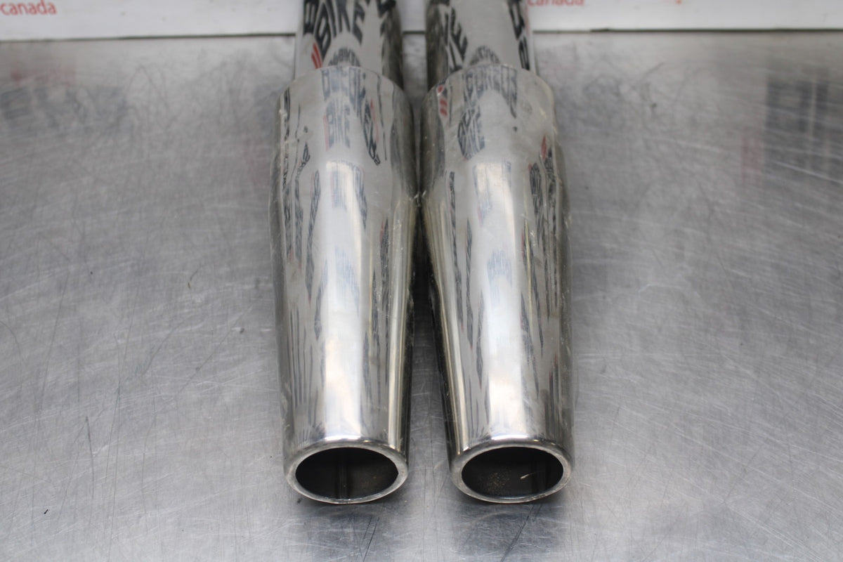 15 SUZUKI BOULEVARD C50 FRONT FORK COVER TOP GUARD SHIELD COWL  BB775