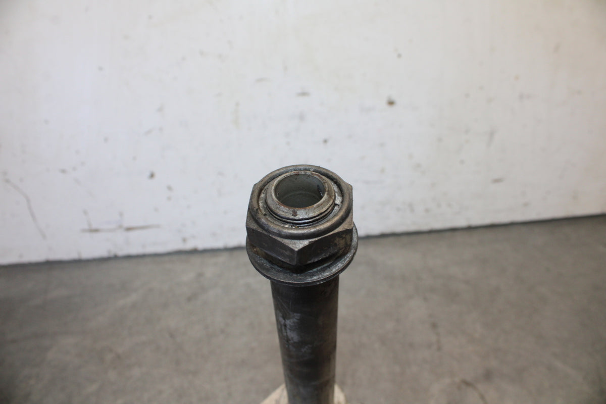 07-12 HONDA CBR600RR REAR AXLE BACK WHEEL RIM PIVOT BOLT AXEL BB672