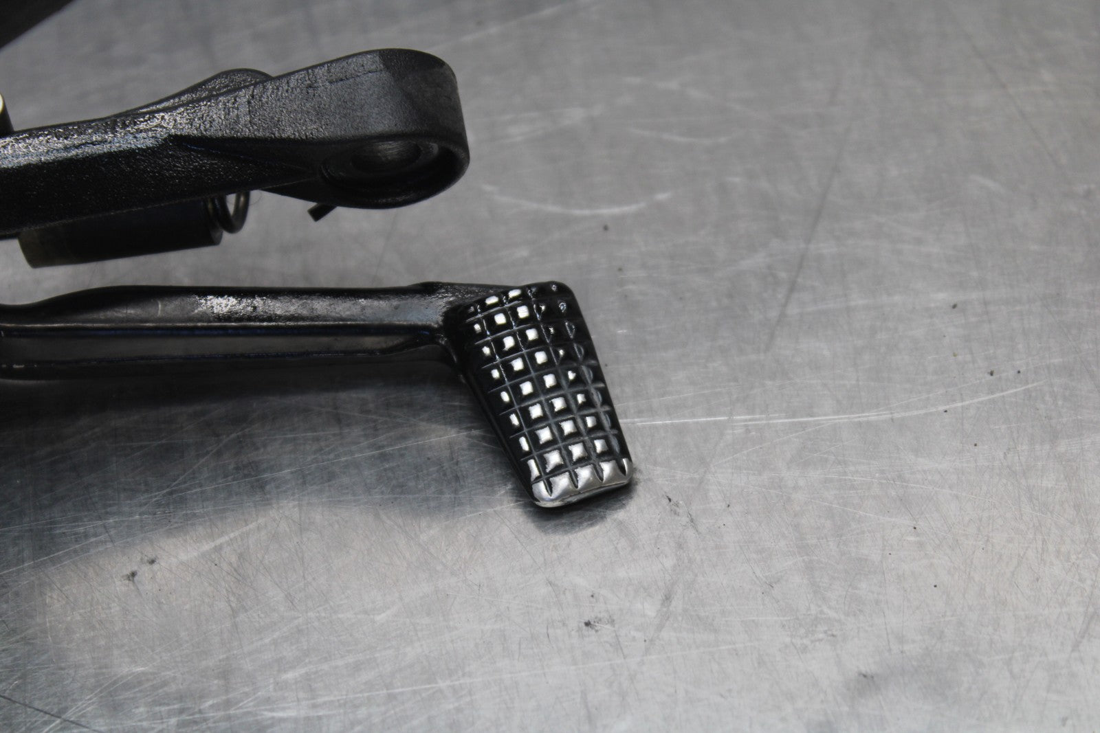 07-08 KAWASAKI NINJA ZX6R RIGHT REARSET REAR SET DRIVER FOOT PEG REST STOP BB203