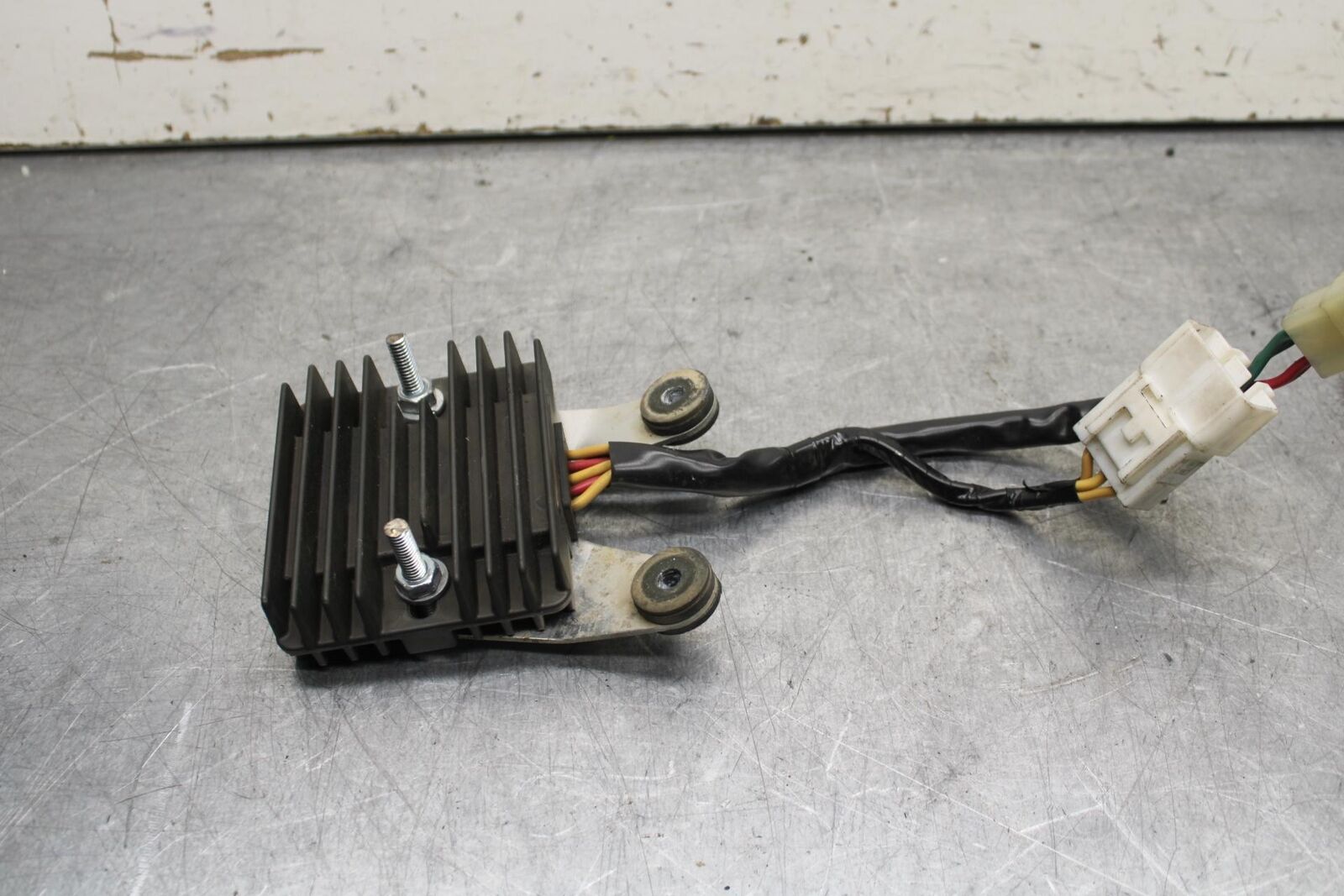 03-04 HONDA CBR600RR RECTIFIER VOLTAGE REGULATOR 31600-MEE-872 BB628