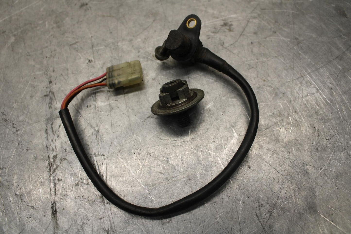 1997 Suzuki GSXR750 SPEED SPEEDOMETER SENSOR BB39