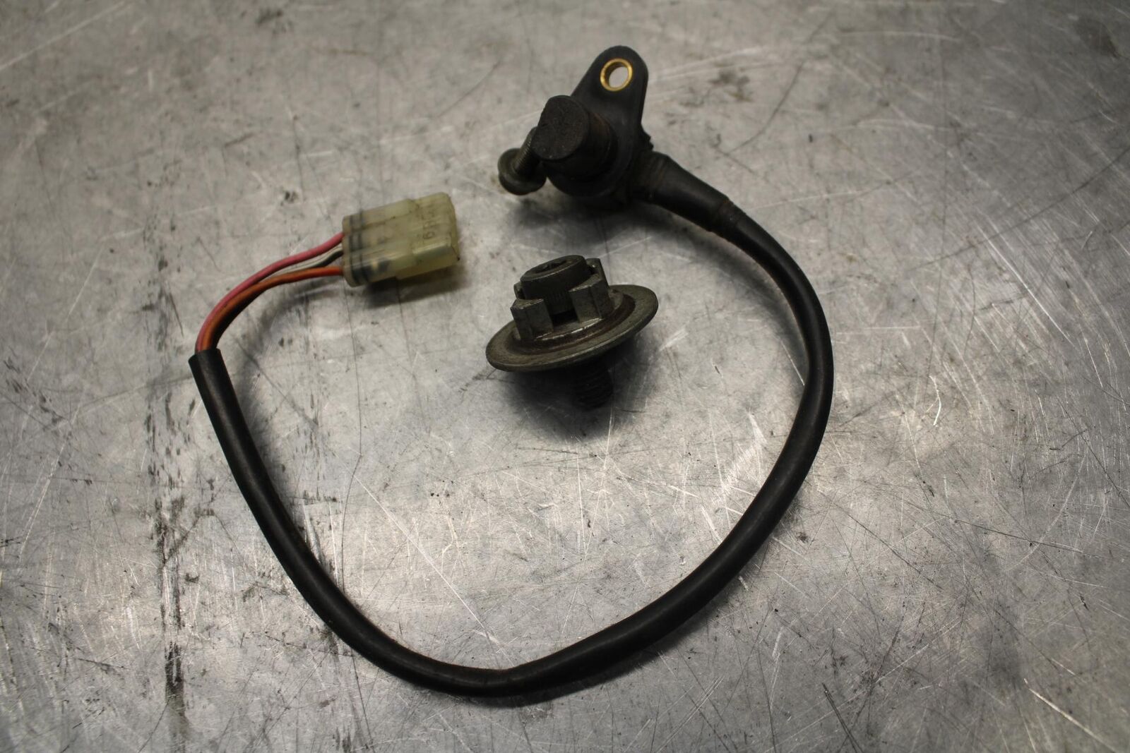1997 Suzuki GSXR750 SPEED SPEEDOMETER SENSOR BB39