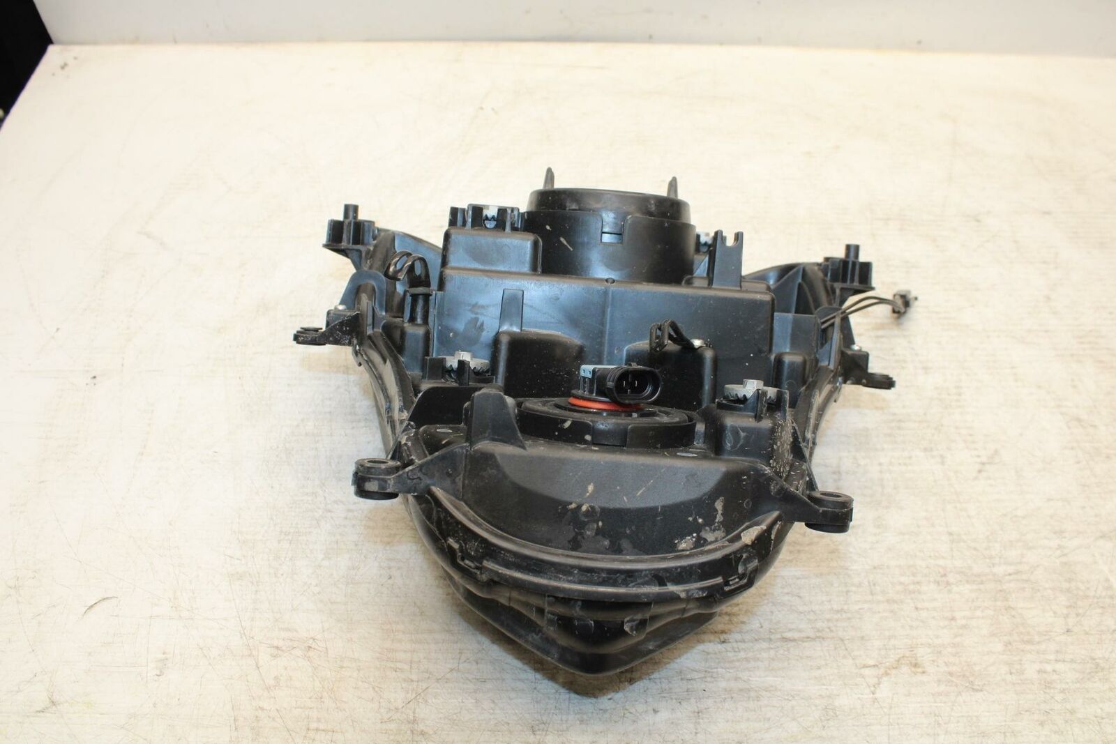 11-19 SUZUKI GSXR600 FRONT HEADLIGHT HEAD LIGHT LAMP BB371