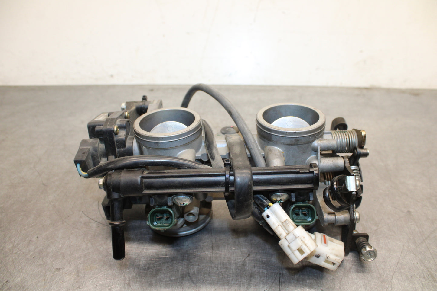 07-09 KAWASAKI VERSYS 650 MAIN FUEL INJECTORS / THROTTLE BODIES BB125