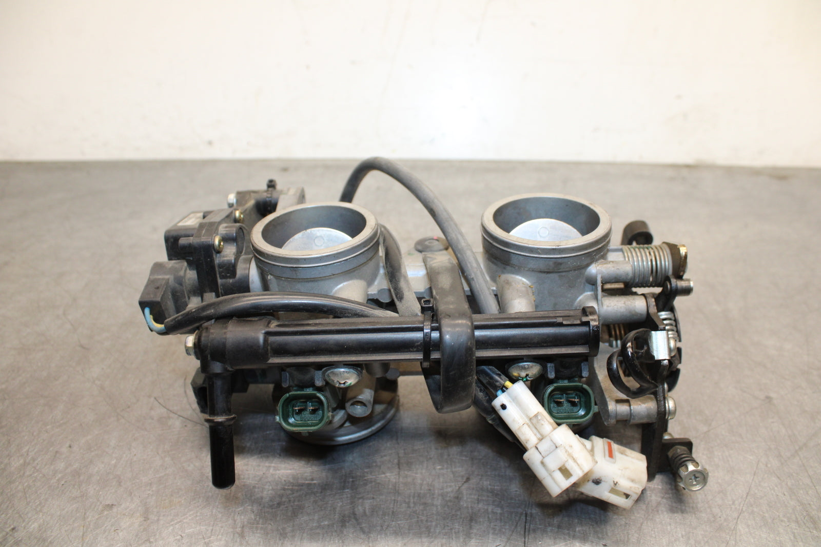 07-09 KAWASAKI VERSYS 650 MAIN FUEL INJECTORS / THROTTLE BODIES BB125