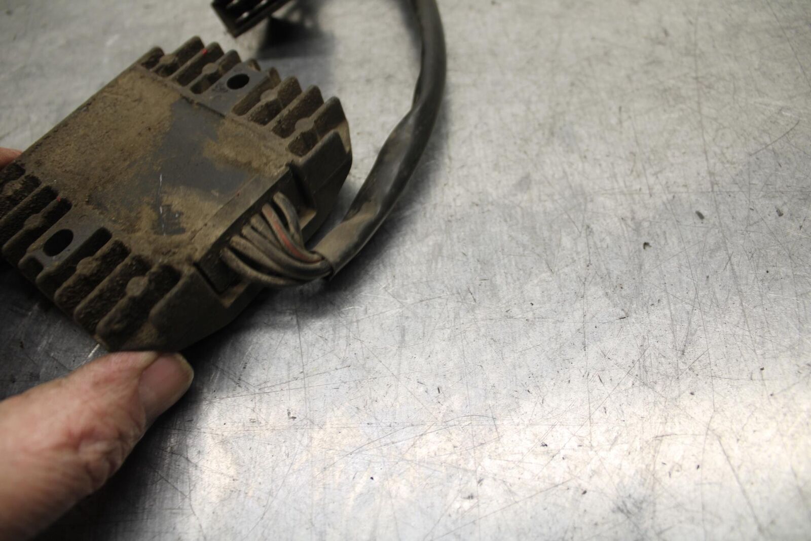 1996 Kawasaki Vulcan 800 VN800B Classic RECTIFIER VOLTAGE REGULATOR BB93
